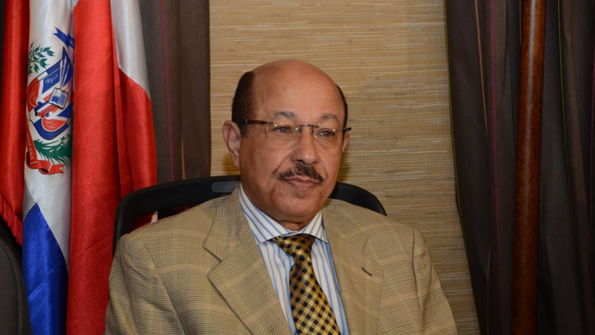 Montás advierte impacto del conflicto en Medio Oriente sobre economía dominicana